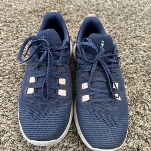 Women’s Under Armour HOVR shoes size 8.5